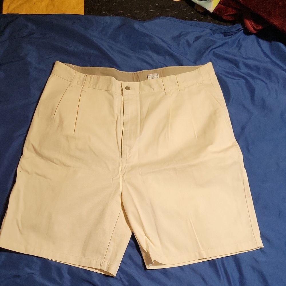 Men's Cream Shorts